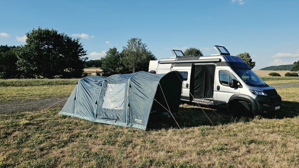 Vango Sierra Air 300